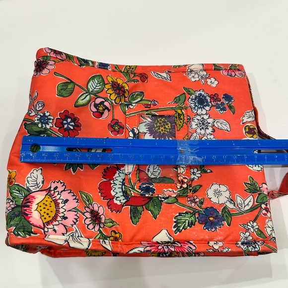 🥪Vera Bradley Insulated Lunch Bag - Classic Coral Floral 🥪 - Picture 6 of 14